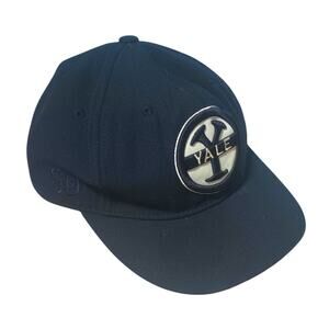 YALE EMBROIDERED LOGO FITTED BASEBALL CAP SIZE 7 5/8 BLUE WHITE STALL & DEAN